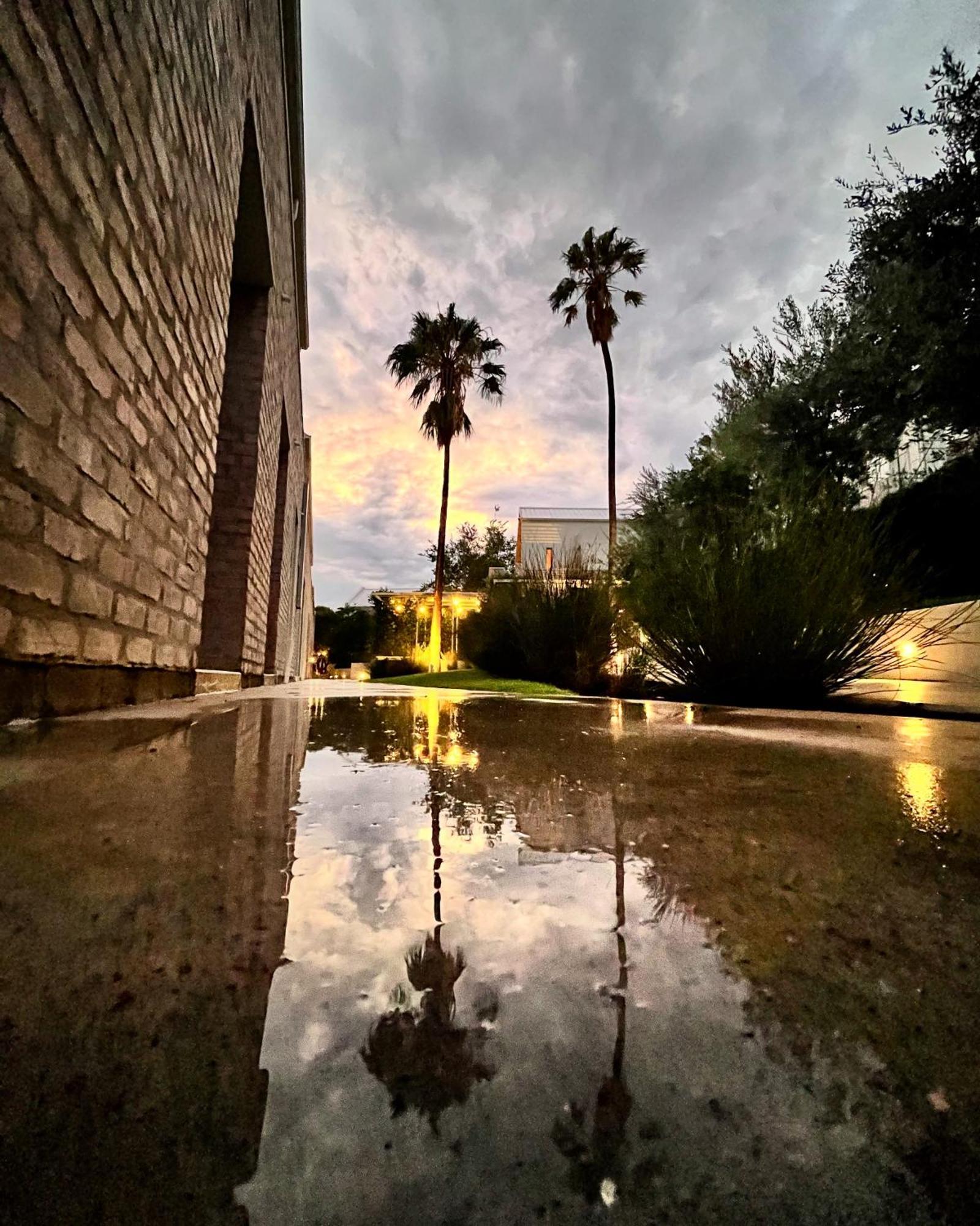 The Windhoek Luxury Suites Dış mekan fotoğraf
